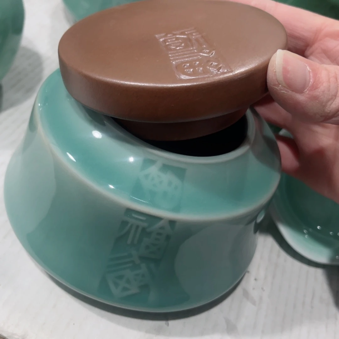 瓷片哈哈哈哈哈哈哈哈哈哈哈