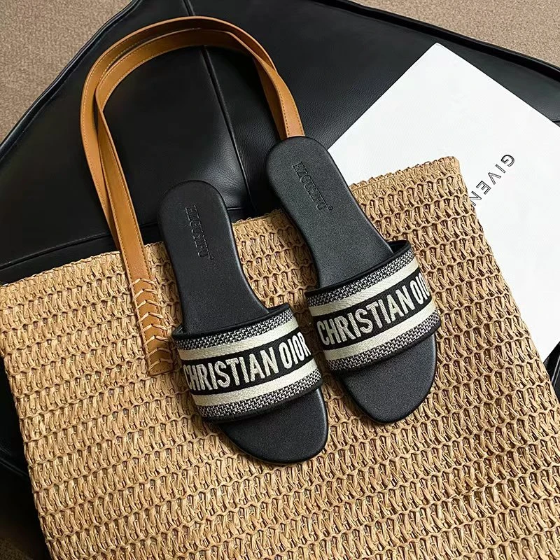 夏季字母平底一字拖韩版凉拖鞋防滑方头百搭休闲一字带外穿拖鞋