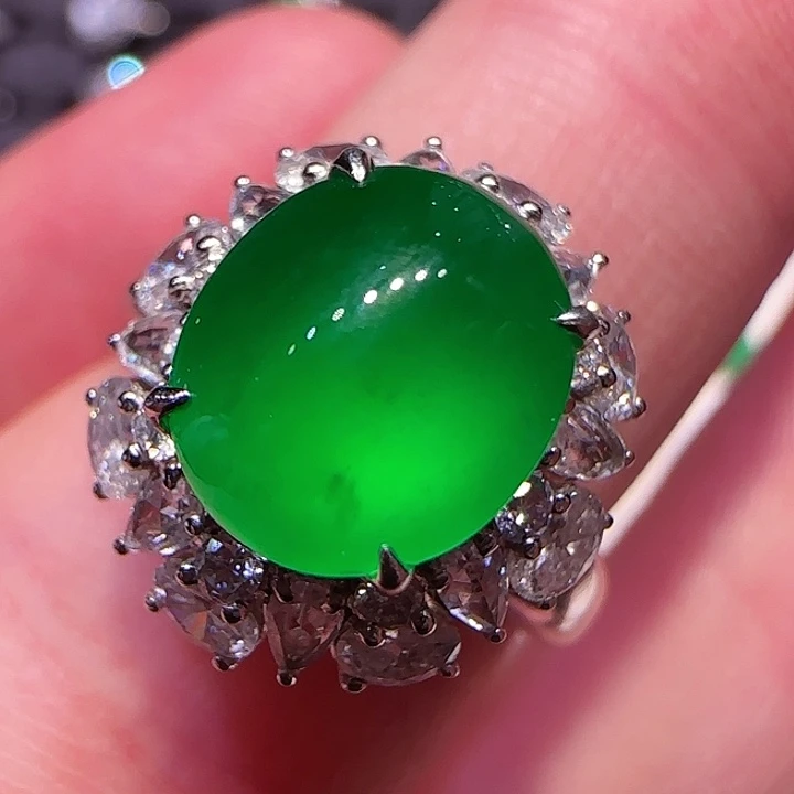 翡翠戒指18K金镶嵌戒指