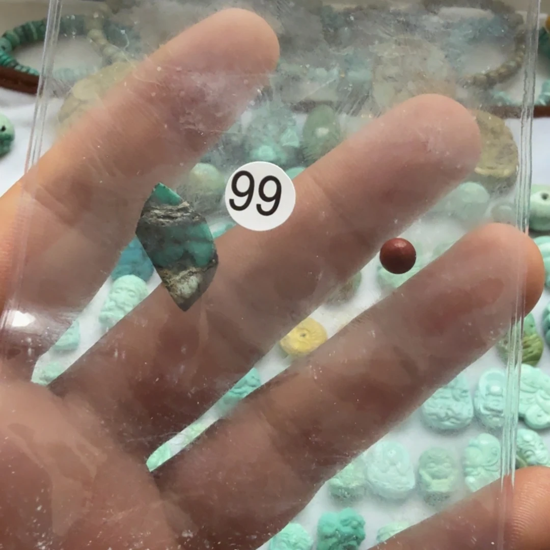 南红玛瑙未镶嵌珠宝奇石