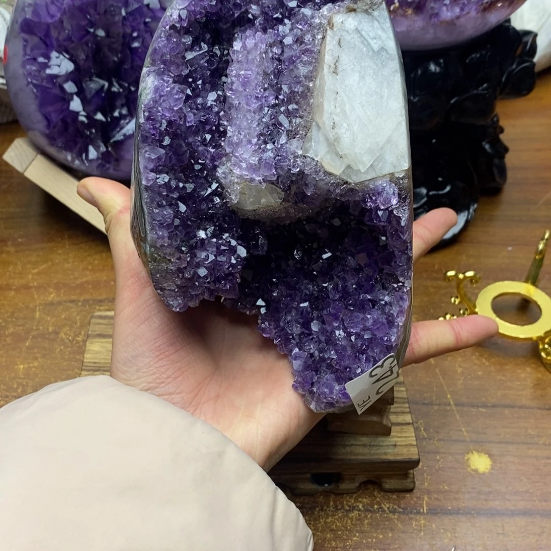 水晶大型摆件（非配饰）未镶嵌