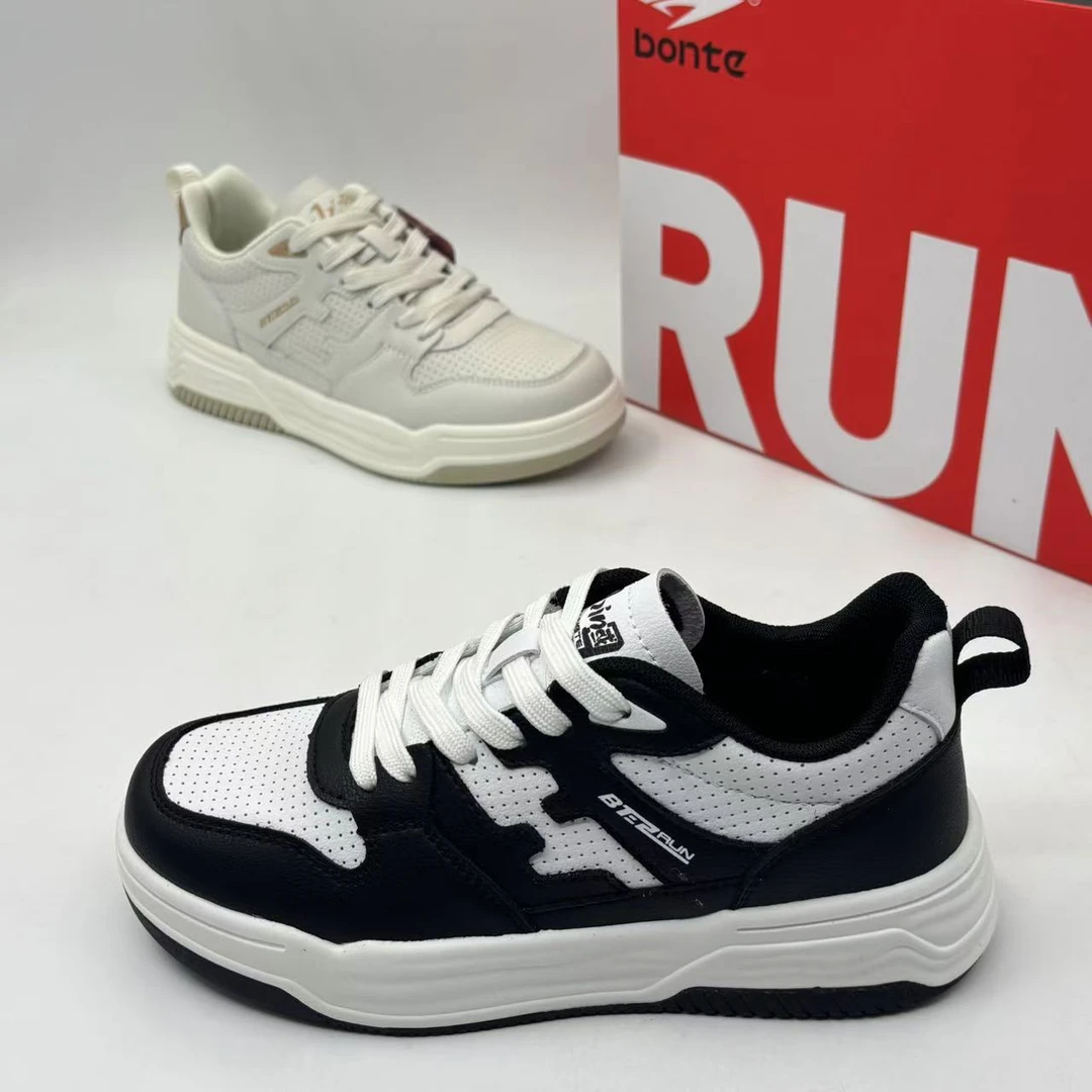 【运动鞋尺码，正码正拍】女士全皮面舒适休闲板鞋（3672）