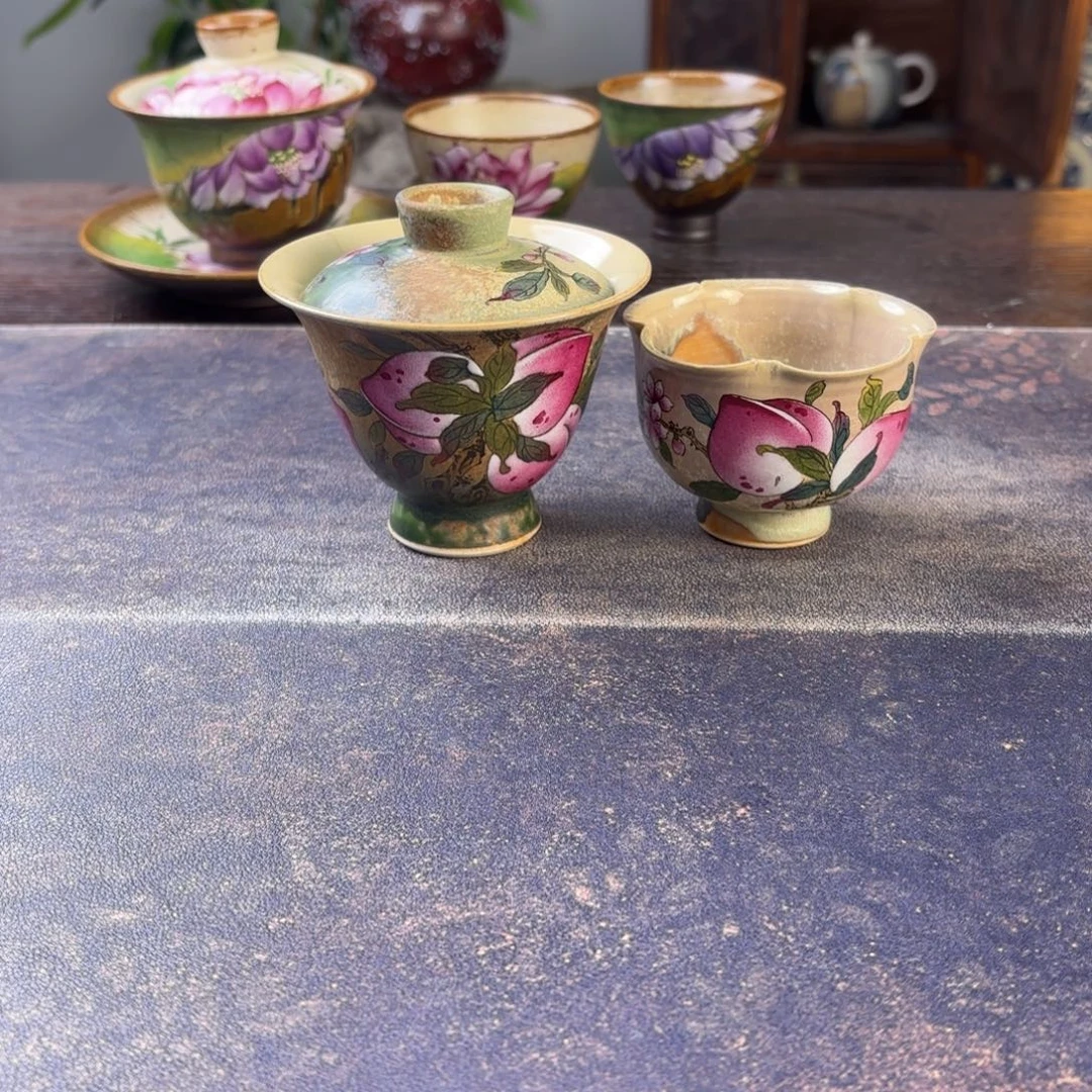 小***梁景德镇纯手工陶瓷工艺制作