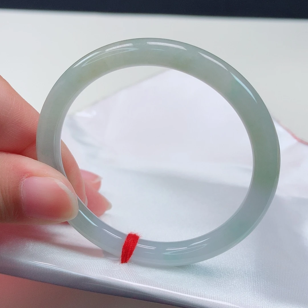 翡翠手镯未镶嵌50圆条