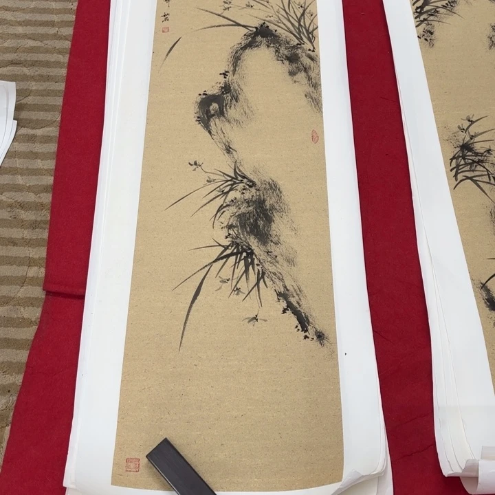 国画花鸟等图案为一体的