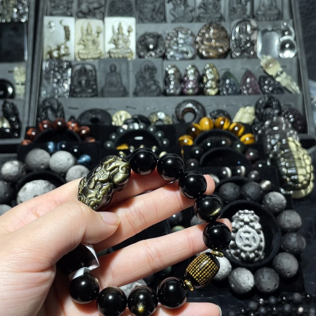 王***森黑曜岩未镶嵌珠宝奇石