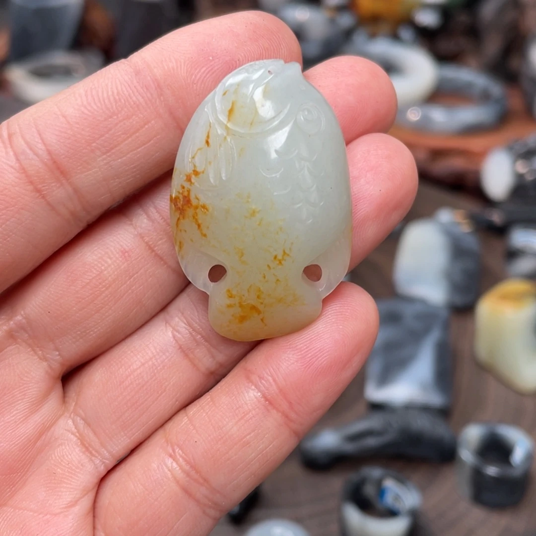 和田玉颈饰未镶嵌