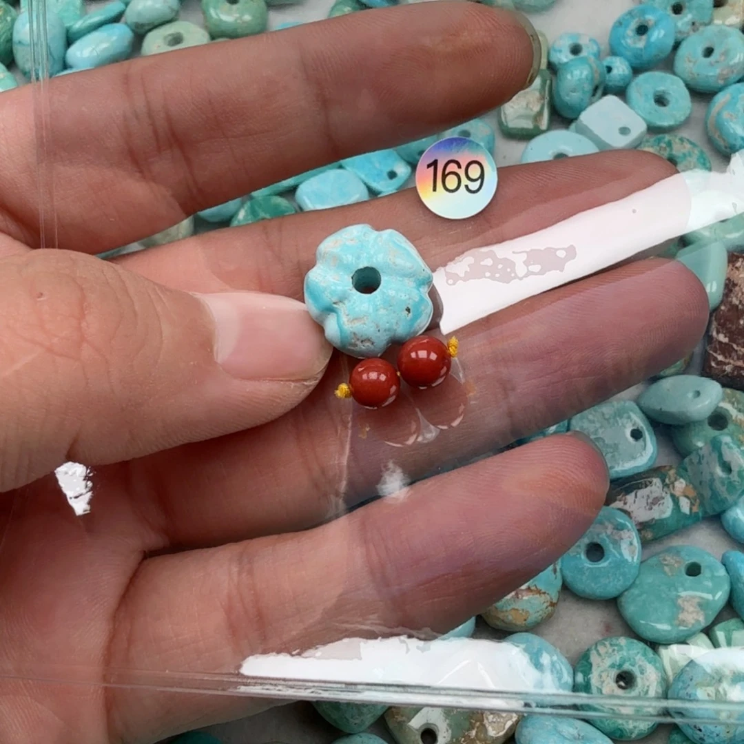 南红玛瑙未镶嵌珠宝奇石