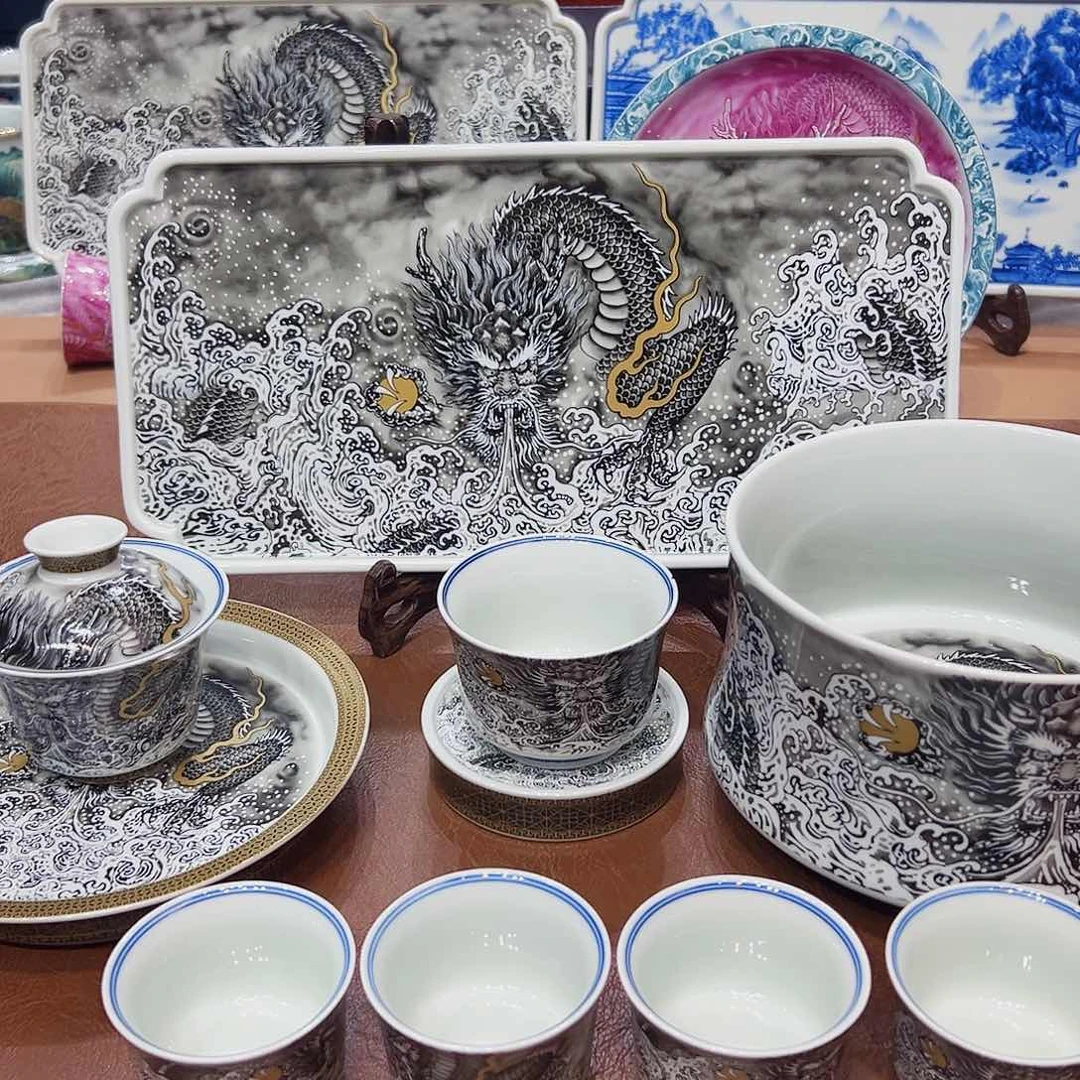 摆件景德镇陶瓷艺术展演厅及艺术展区