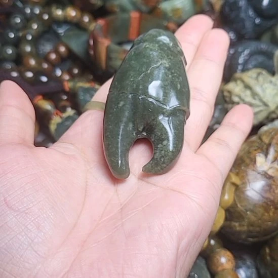 岫岩河磨玉（透闪石质玉）未镶嵌挂件