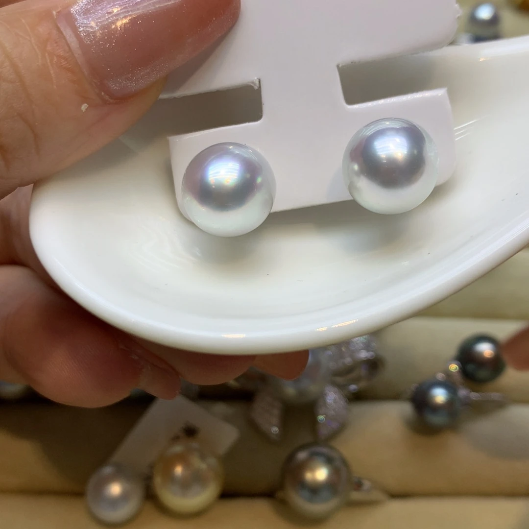 铂Pt950镶嵌耳饰海水珍珠