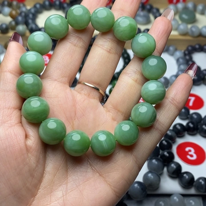 和田玉手串未镶嵌u****k