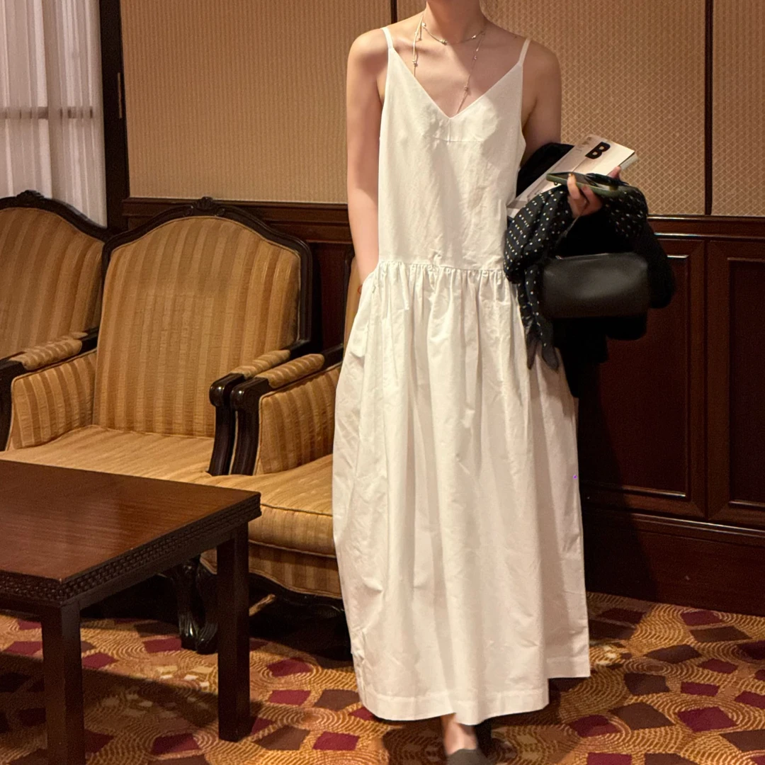 ROOMISAN【25SS/极简V领褶皱吊带裙】25054