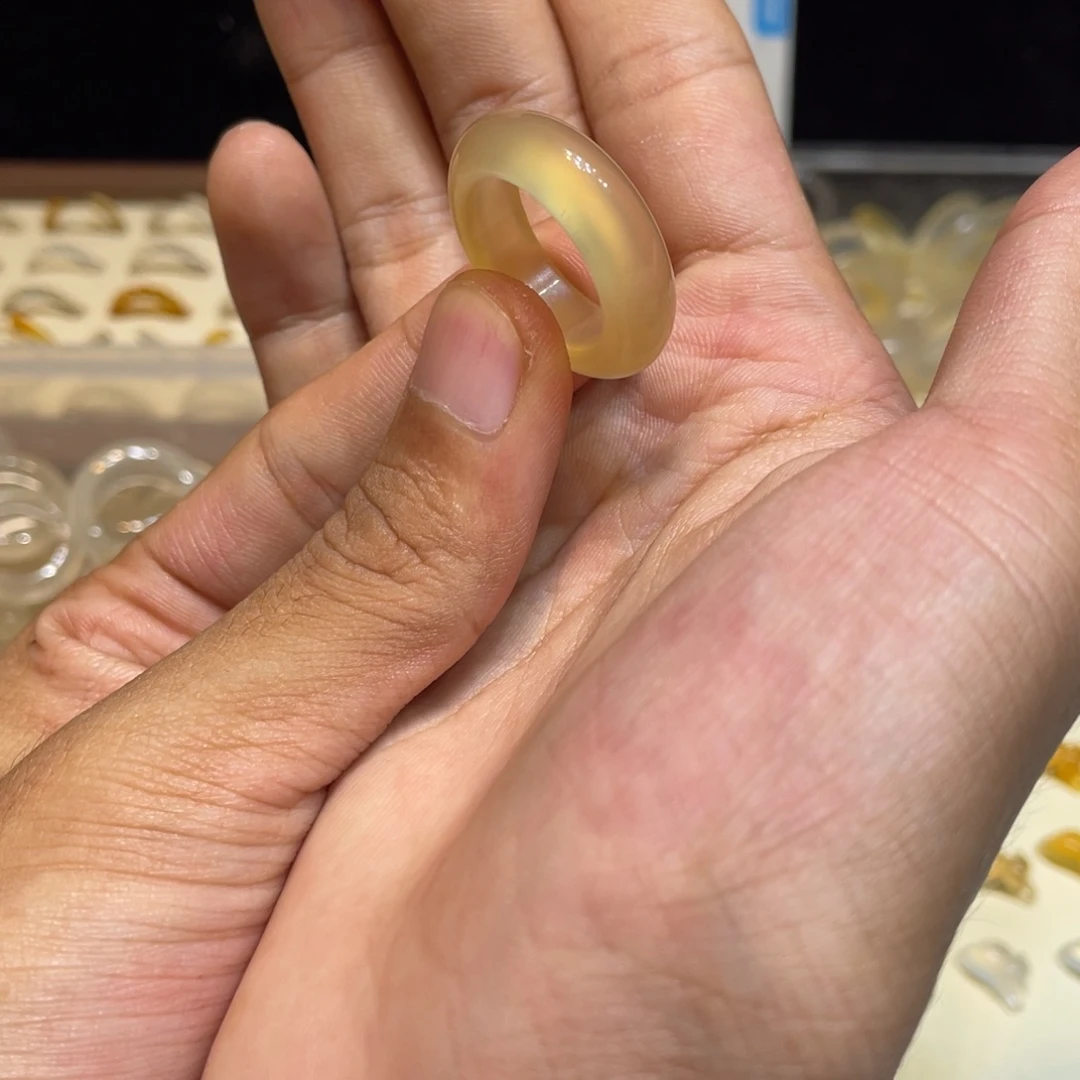 玛瑙/玉髓未镶嵌戒指21号港18