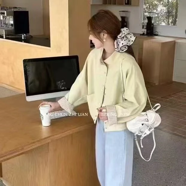 韩系计感袖口拼接条纹立领棒球服短外套女2025春季新款上衣短款