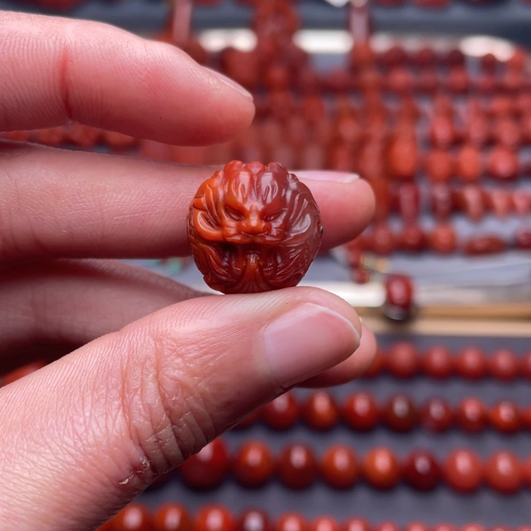 南红玛瑙未镶嵌其他W16➕瓦西牛血双色龙珠柔光