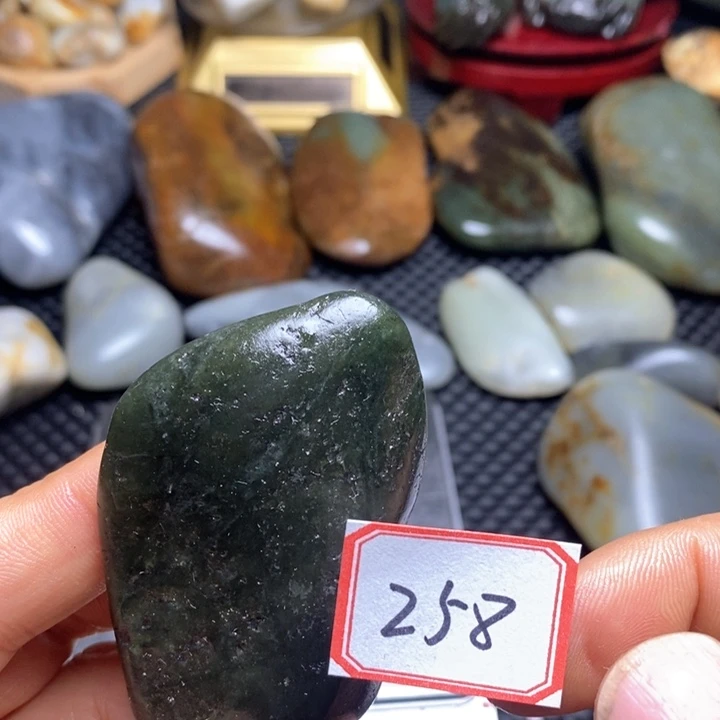 未镶嵌和田玉把件258