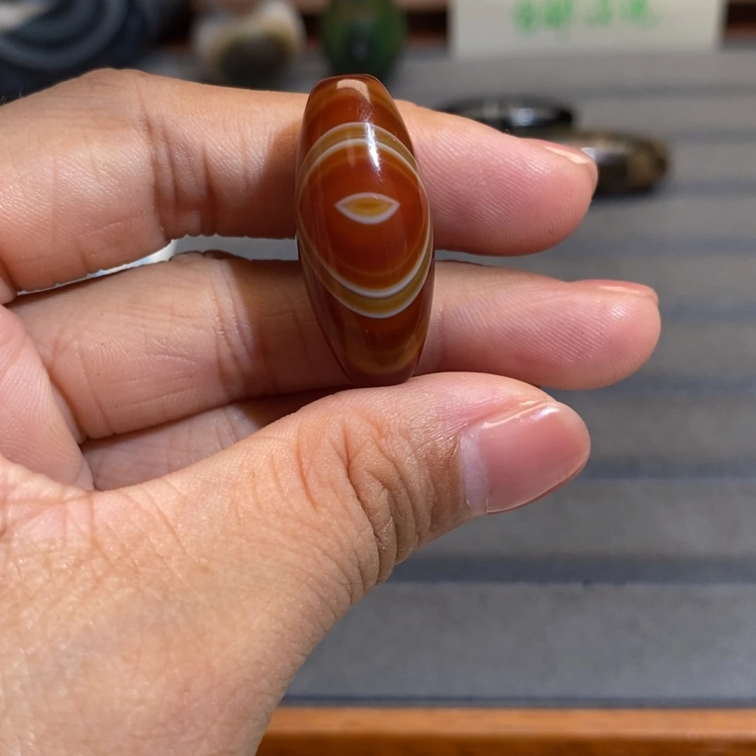 祥***带玛瑙/玉髓手链未镶嵌