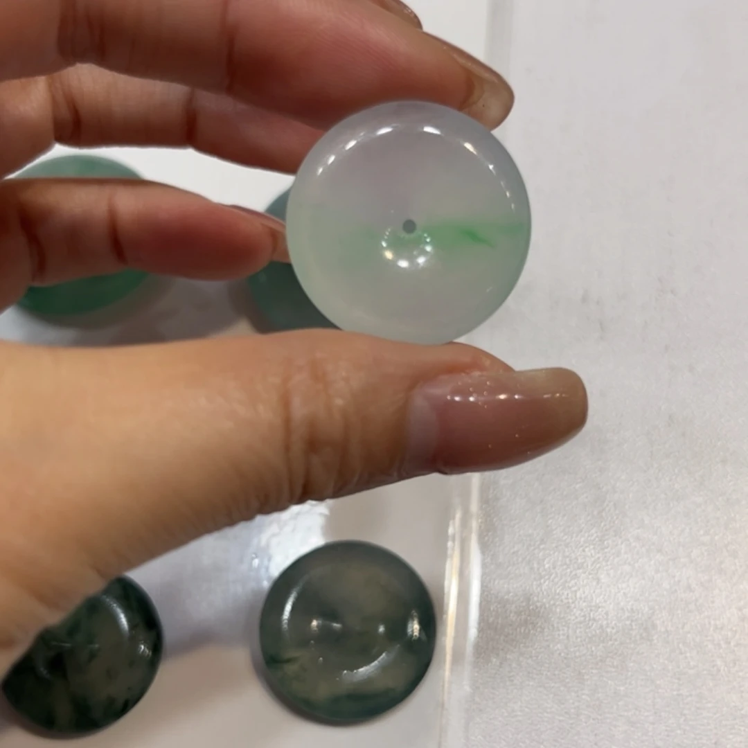 定制翡翠未镶嵌缅甸