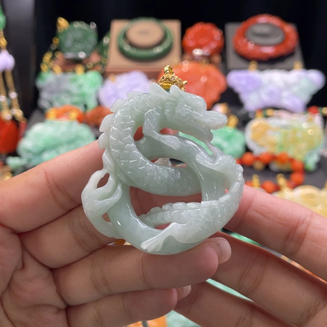 翡翠颈饰未镶嵌代编织