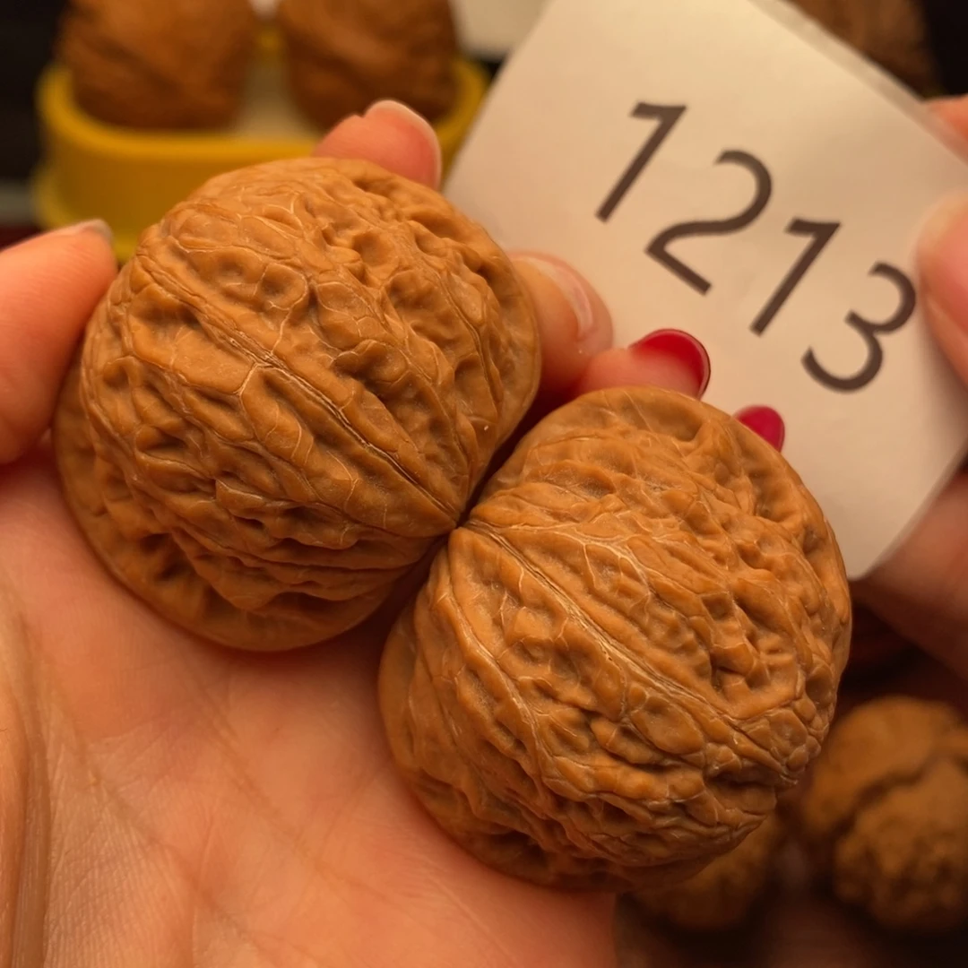 把件桃核铁锤41……