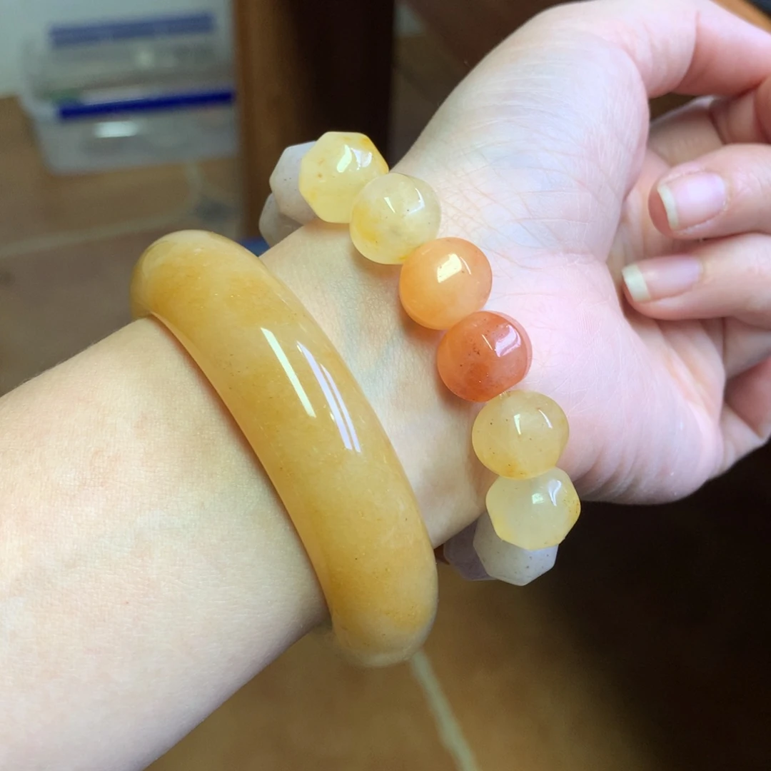 石英质玉未镶嵌手镯