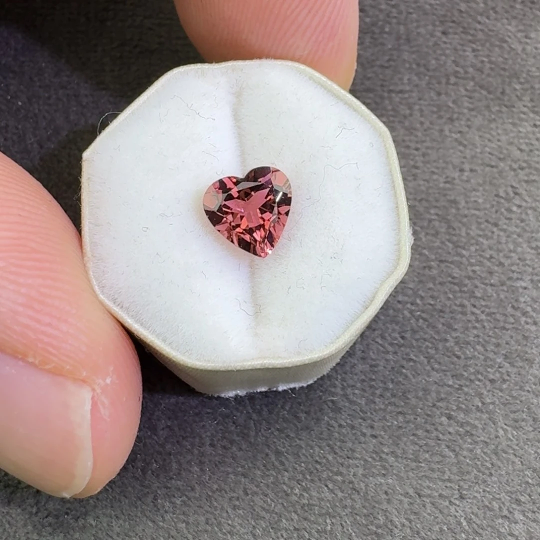 碧玺珠宝奇石未镶嵌1.02ct