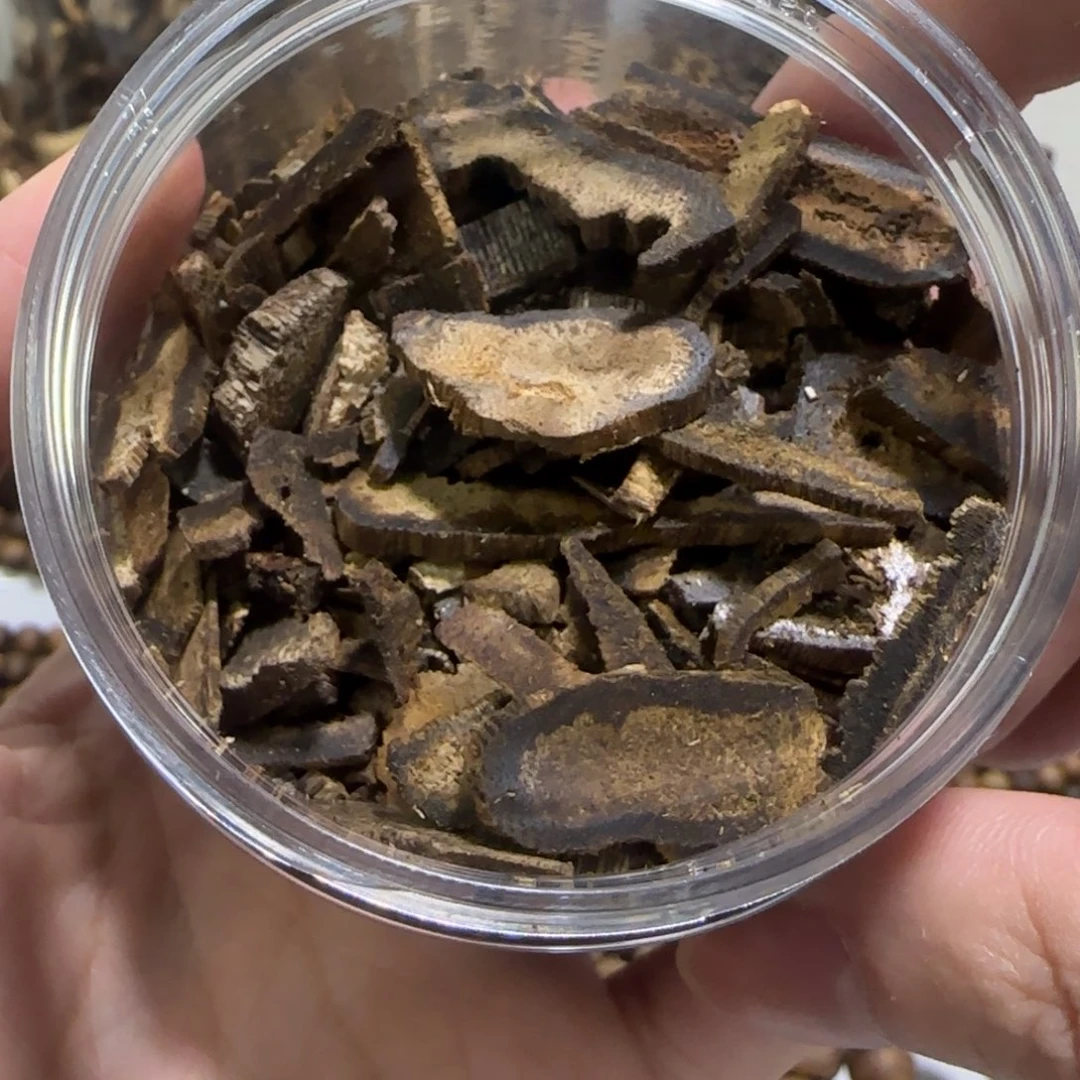 沉香碎屑沉香奇楠沉香原材料