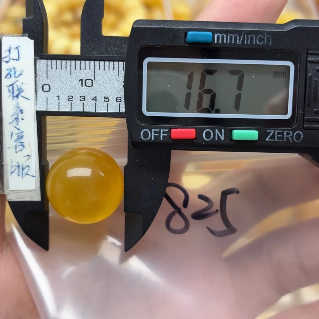 未镶嵌蜜蜡裸石蜜蜡