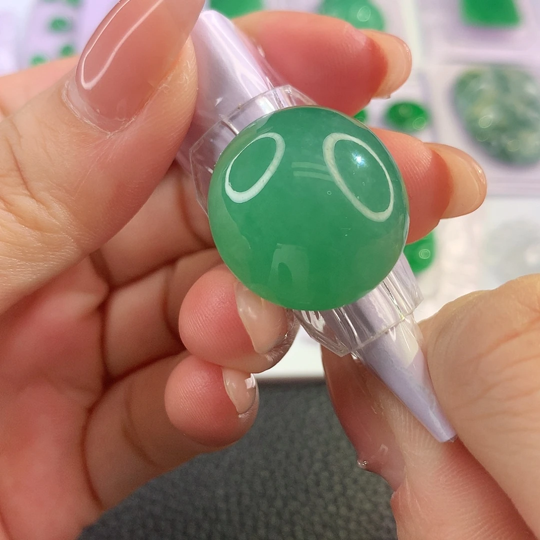 定制翡翠未镶嵌蛋面