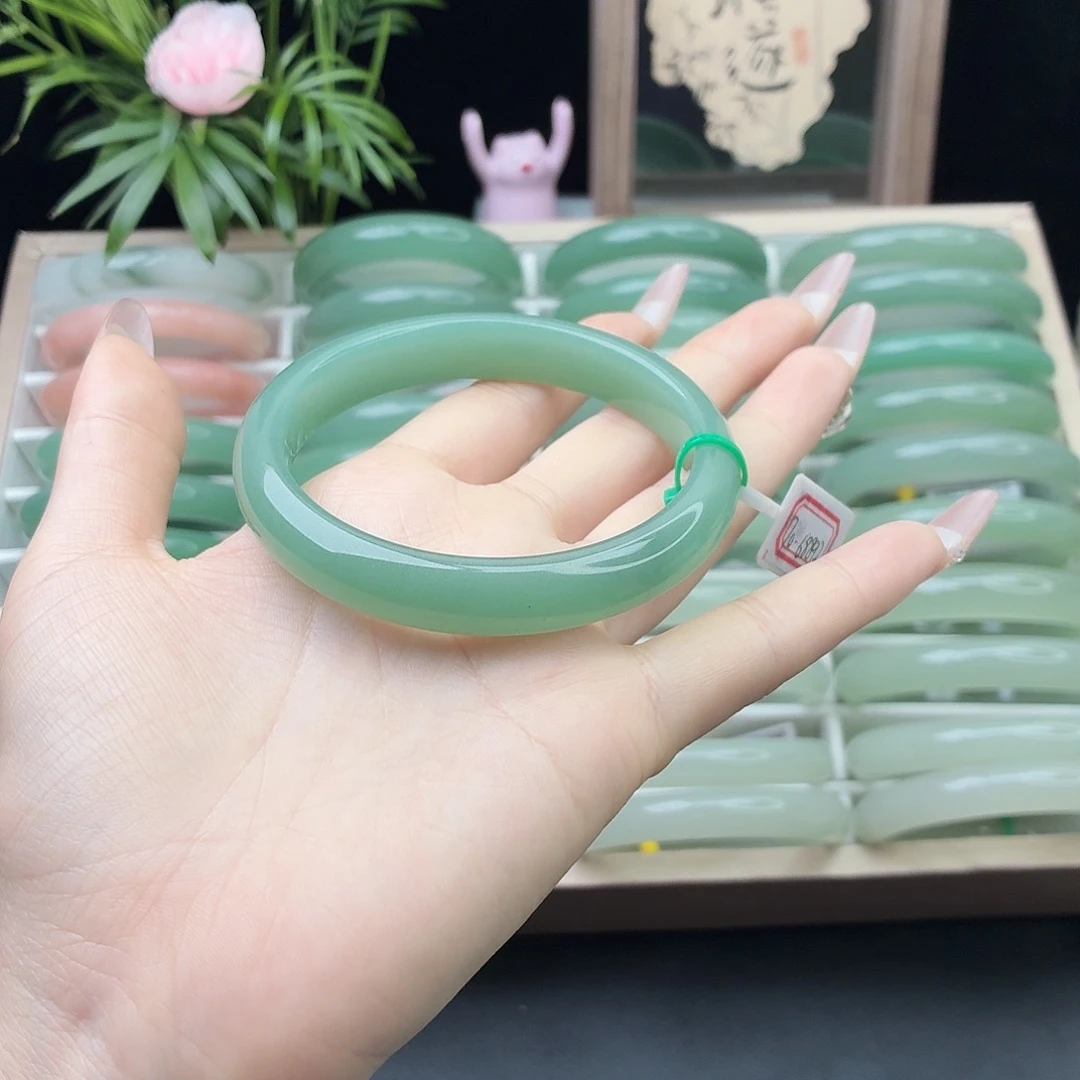 石英质玉未镶嵌手镯62