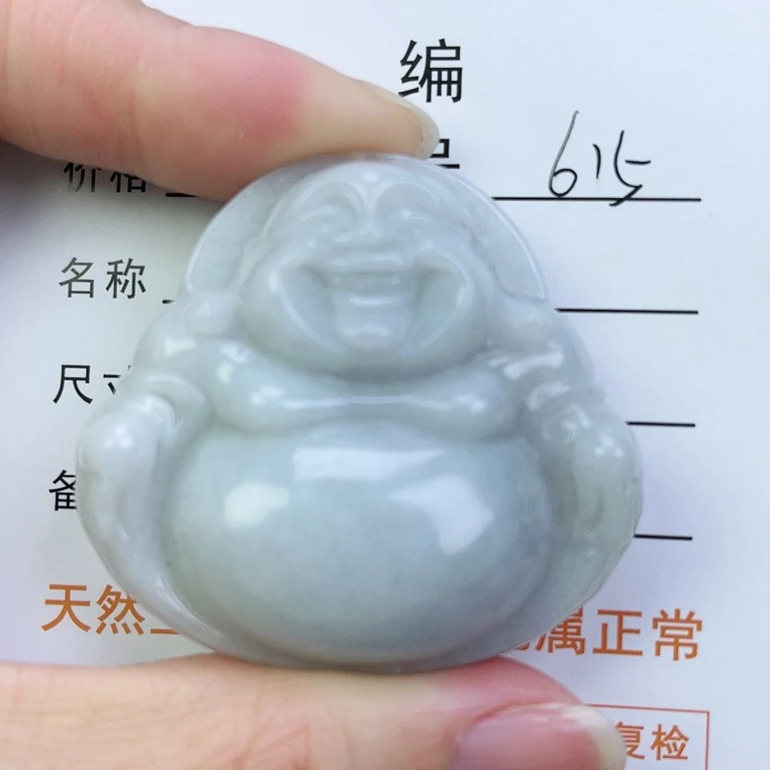 翡翠颈饰未镶嵌佛公