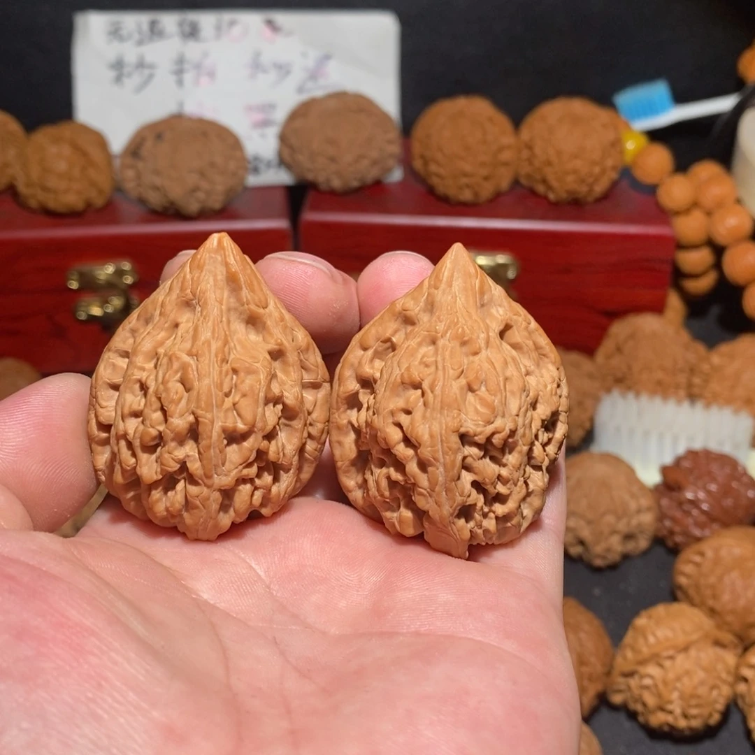 文玩核桃把件大沽石