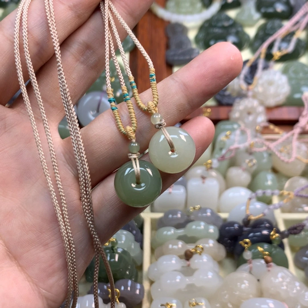 【闪购商品】和田玉未镶嵌颈饰