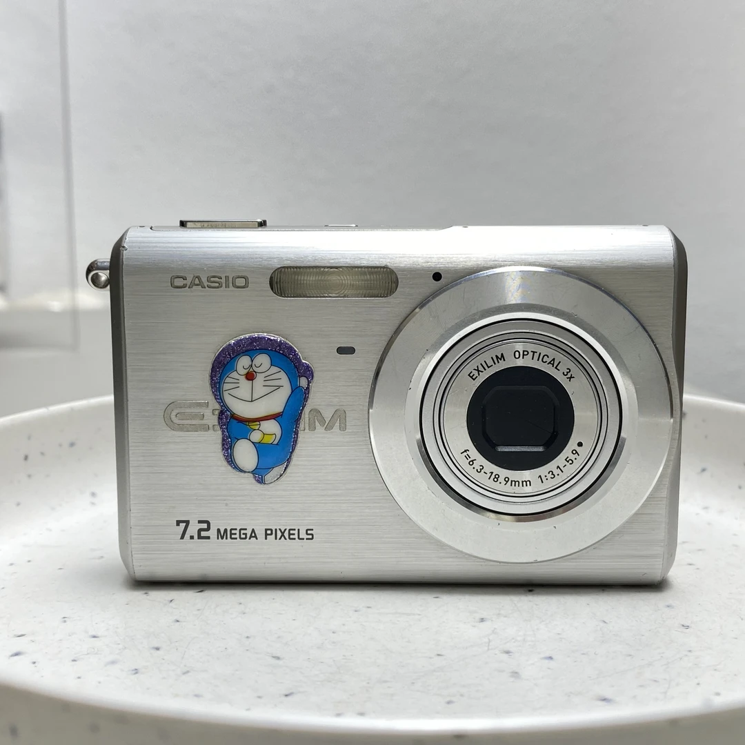 9新 Casio/卡西欧 卡西欧z70 700万像素3倍变焦数码ccd