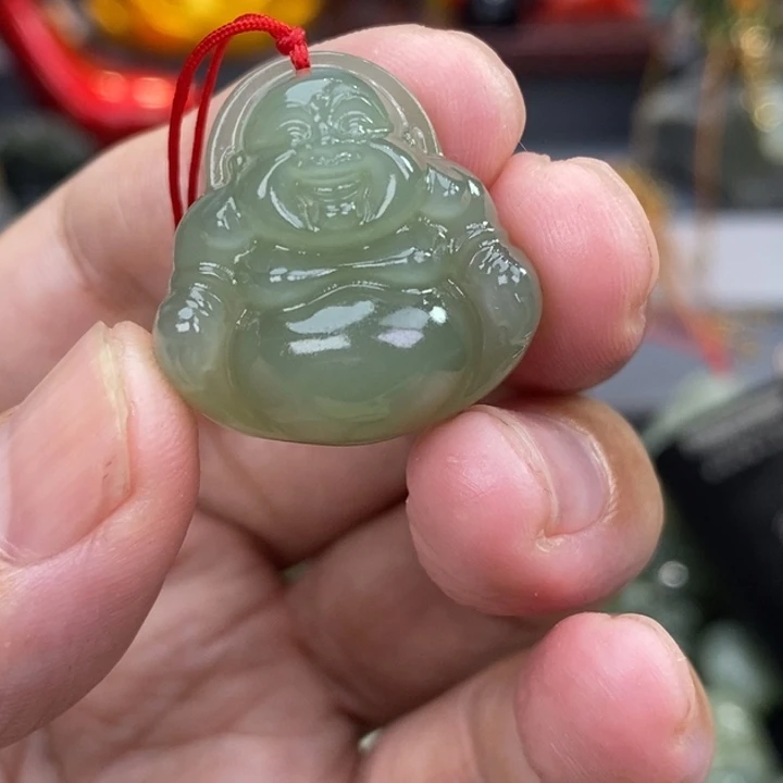 安***然颈饰未镶嵌和田玉