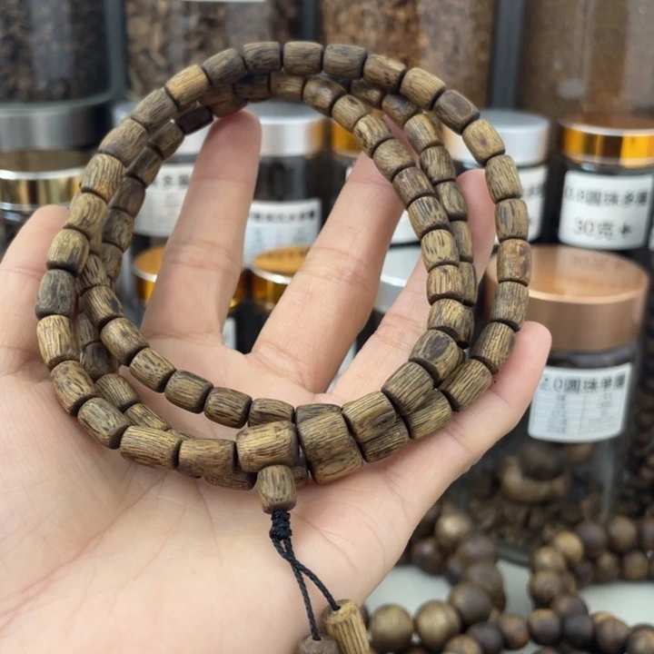 沉香沉香碎屑桶珠随形单圈17g+