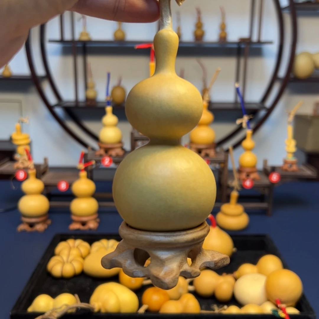 韬***天然手把宫廷八宝