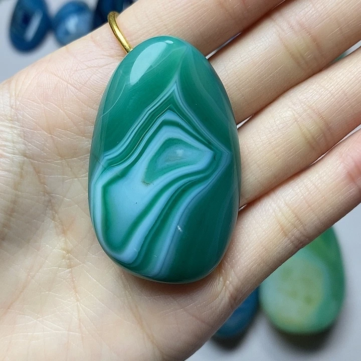 焱***…玛瑙/玉髓未镶嵌颈饰