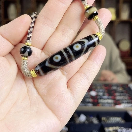 玛瑙/玉髓颈饰合金｛****｝