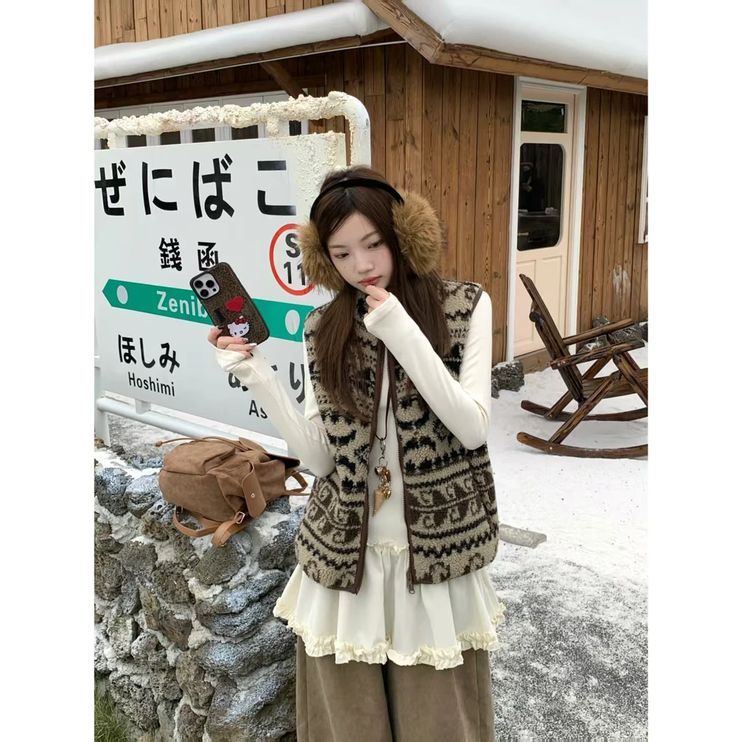 H883 秋季新款复古费尔岛花纹慵懒风百搭马夹高级感上衣