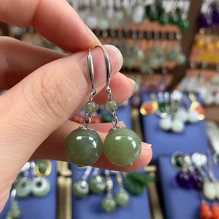 和田玉耳饰银S925镶嵌12左右