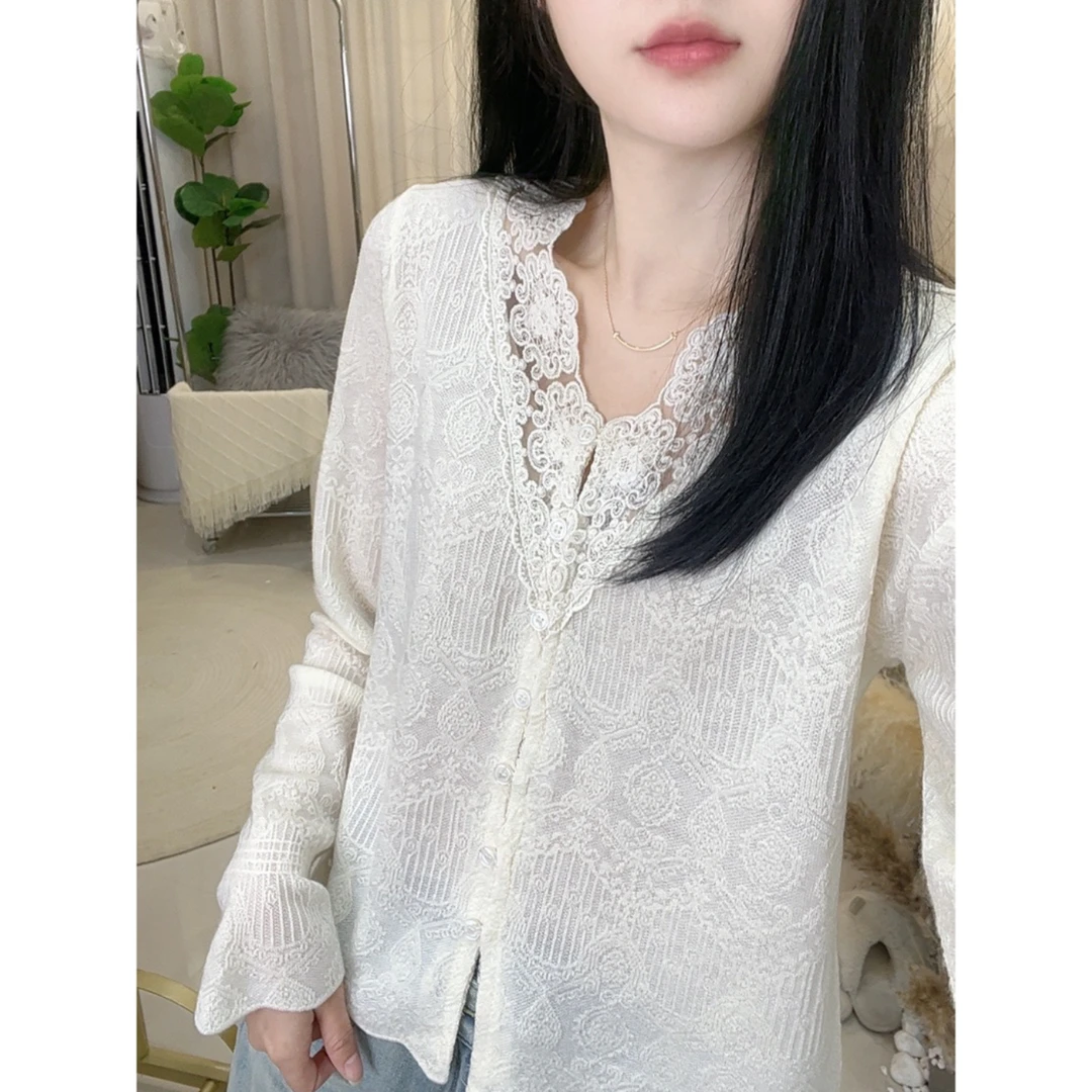 V领甜美蕾丝花边开衫春季新款长袖针织内搭打底衫百搭