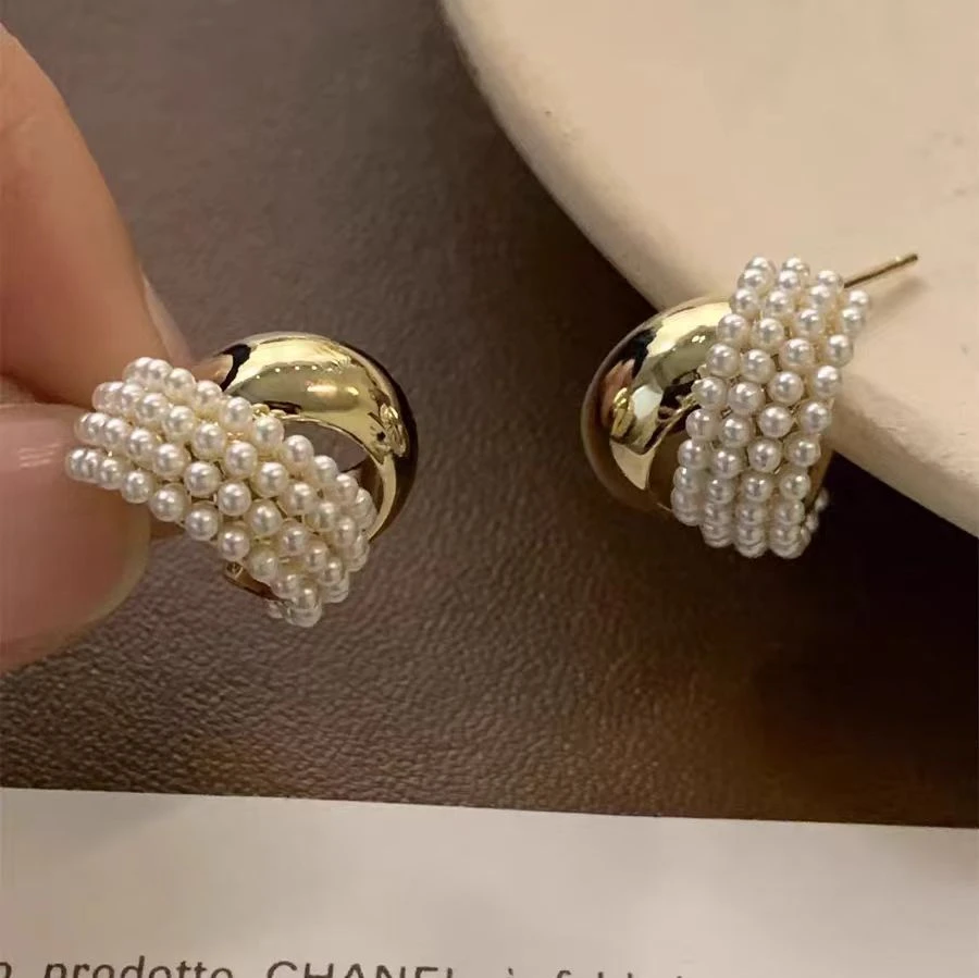 轻奢小米珠耳环2026新款爆款高级感耳钉女小众独特时尚气质耳饰