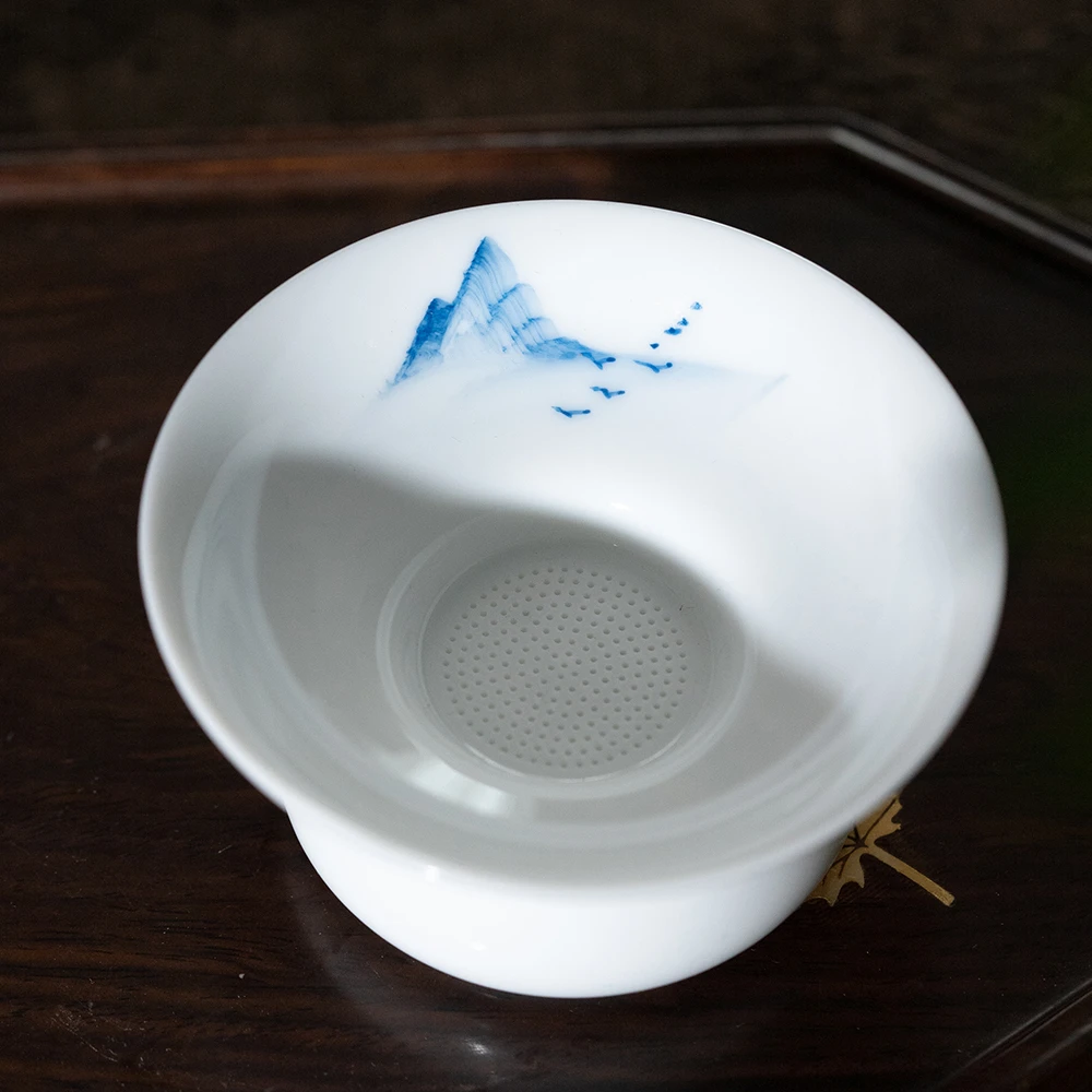 【瓷见如故】精雕孔白茶漏（山水）（th7）