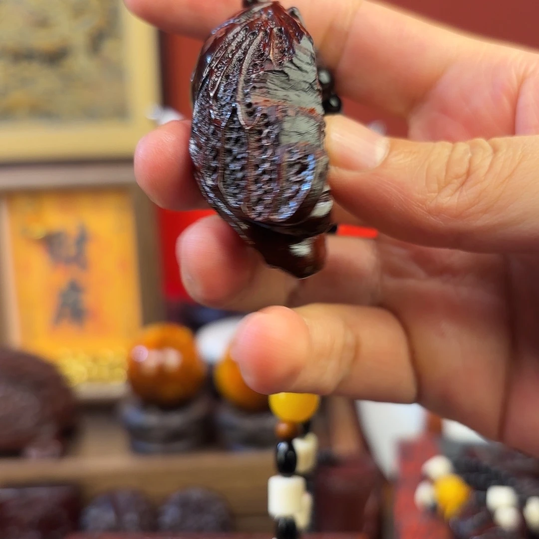 檀香紫檀（小叶紫檀）蝉