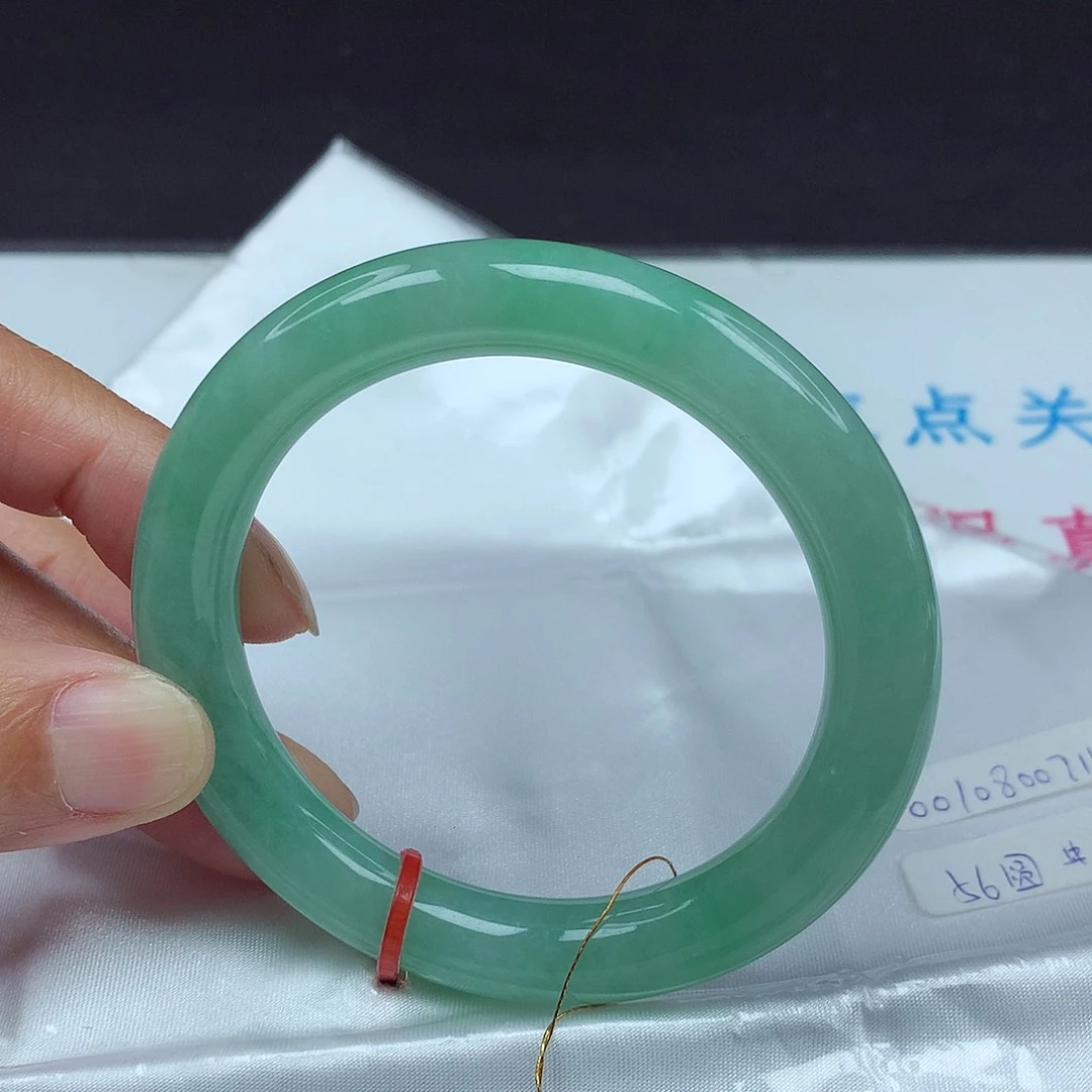 翡翠未镶嵌手镯56圈0711