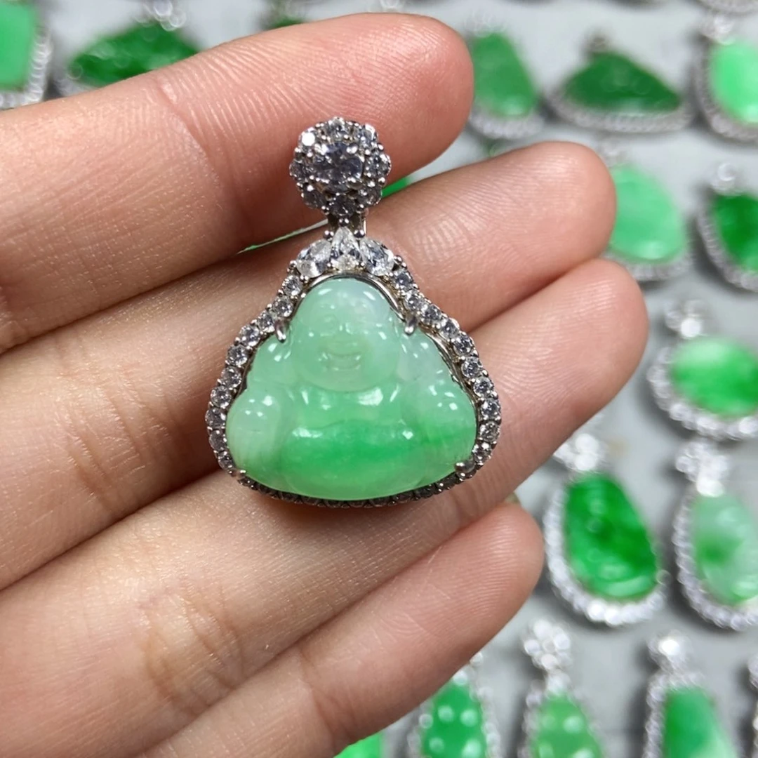 颈饰未镶嵌翡翠佛公