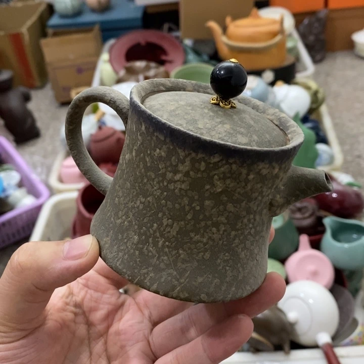 陶瓷艺术品及陶瓷壶壶