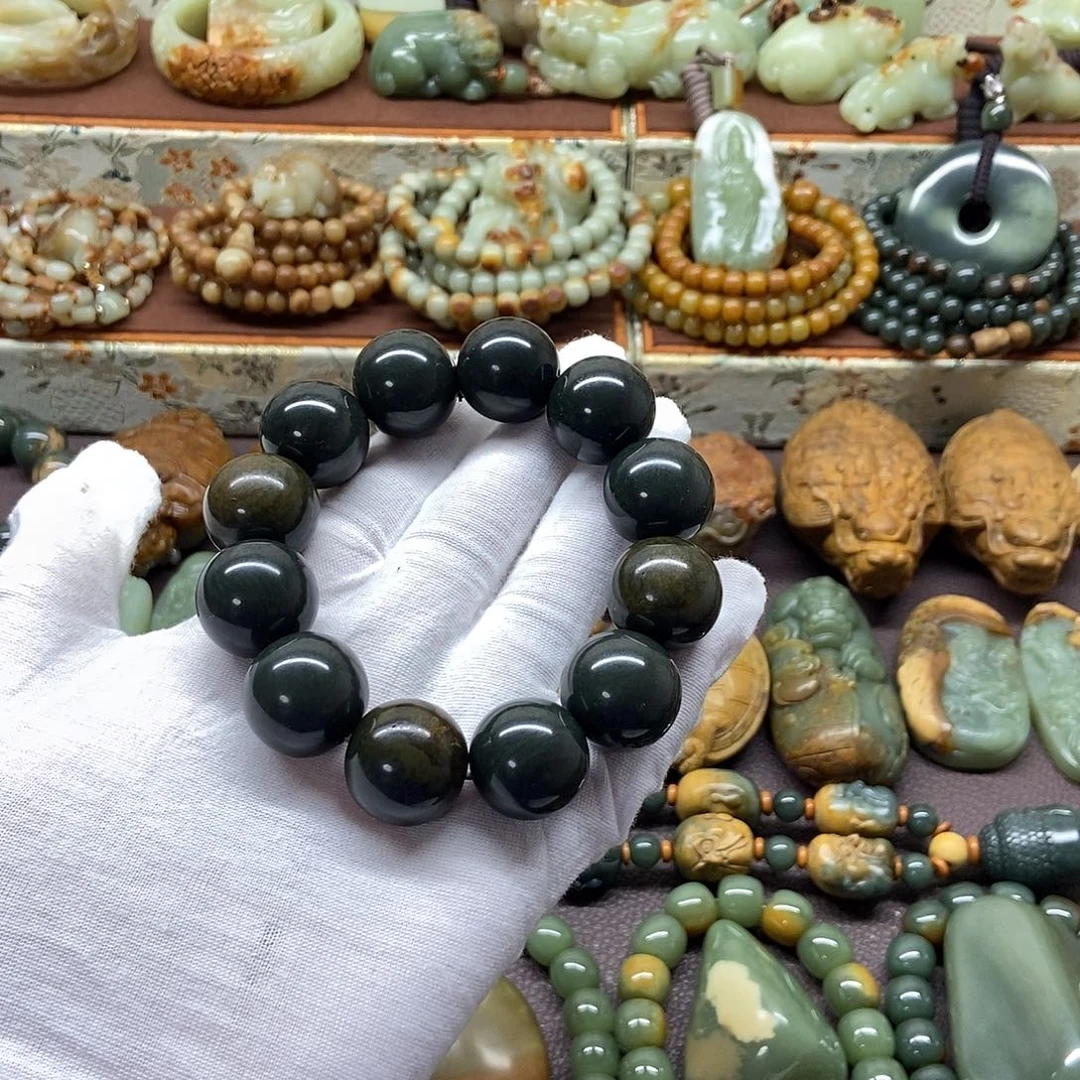 岫岩河磨玉（透闪石质玉）未镶嵌颈饰